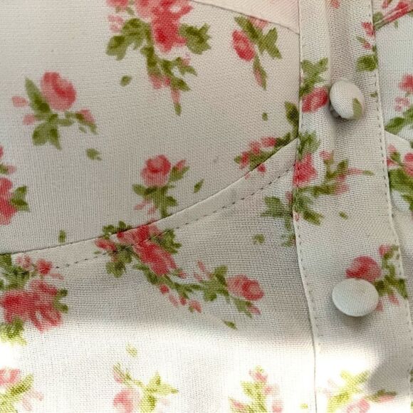 Sim & Sam Floral Pink and White Crop Top - Picture 10 of 12